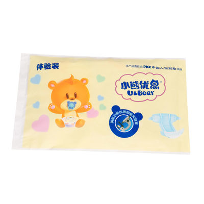 Breathable Backsheet Baby Born Diapers 27lbs 3D Leak Prevention Channel