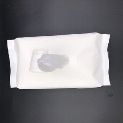 Effective Sterilization Ultra Compact Baby Wet Wipes Plain Pattern Natural Formula